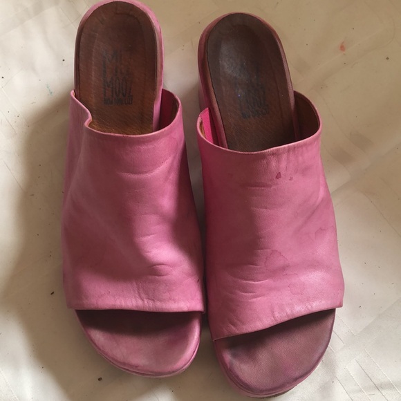 Pink 🩷 slides with a heel - Picture 2 of 7